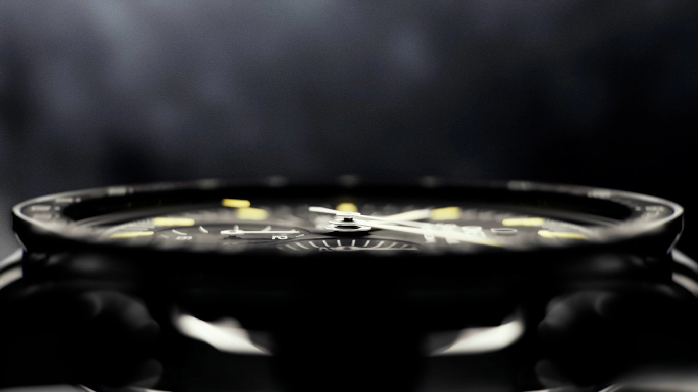Omega Speedmaster Styleframe Detail 1
