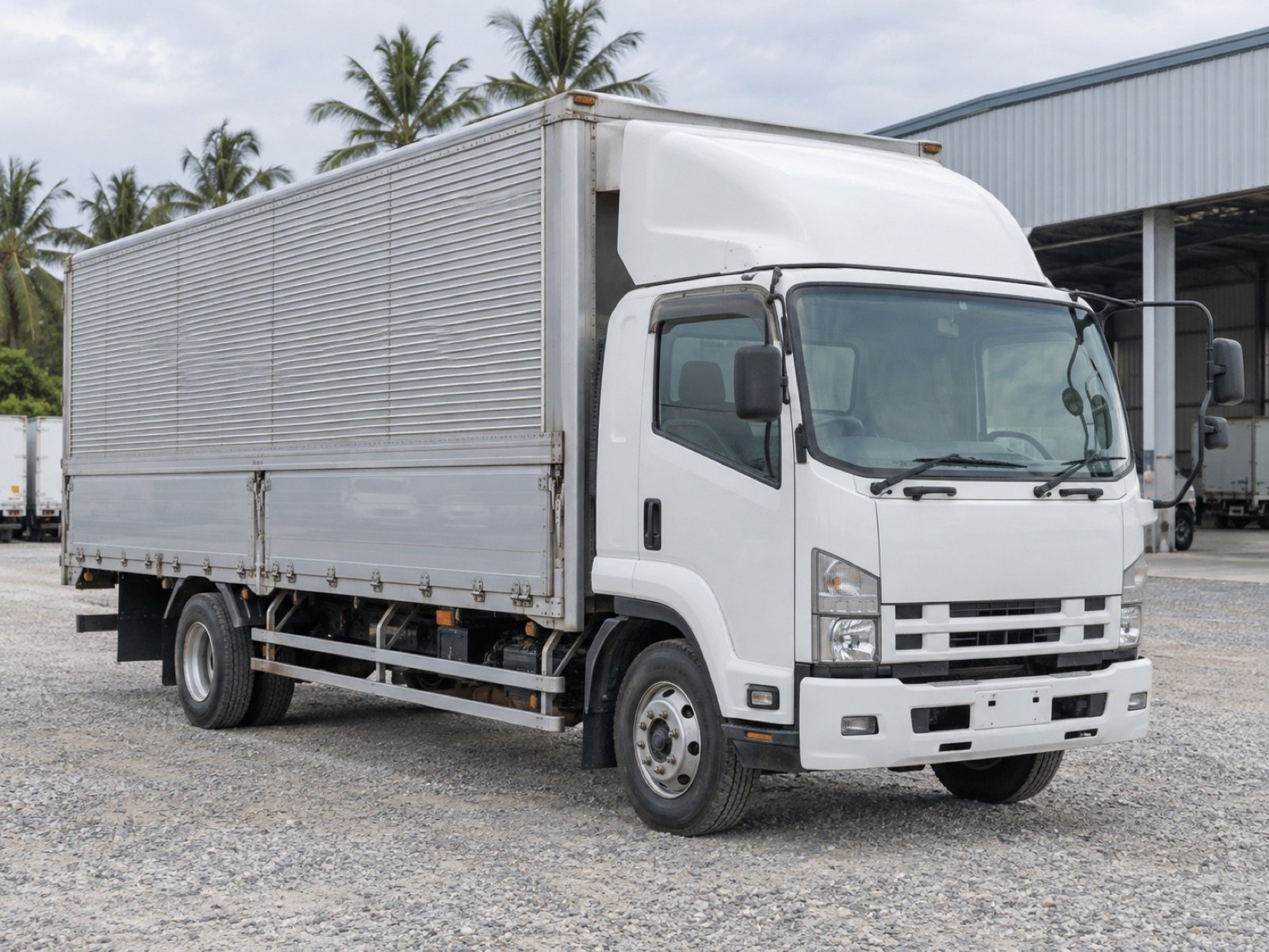 Isuzu Forward FRR Wing Van 2016