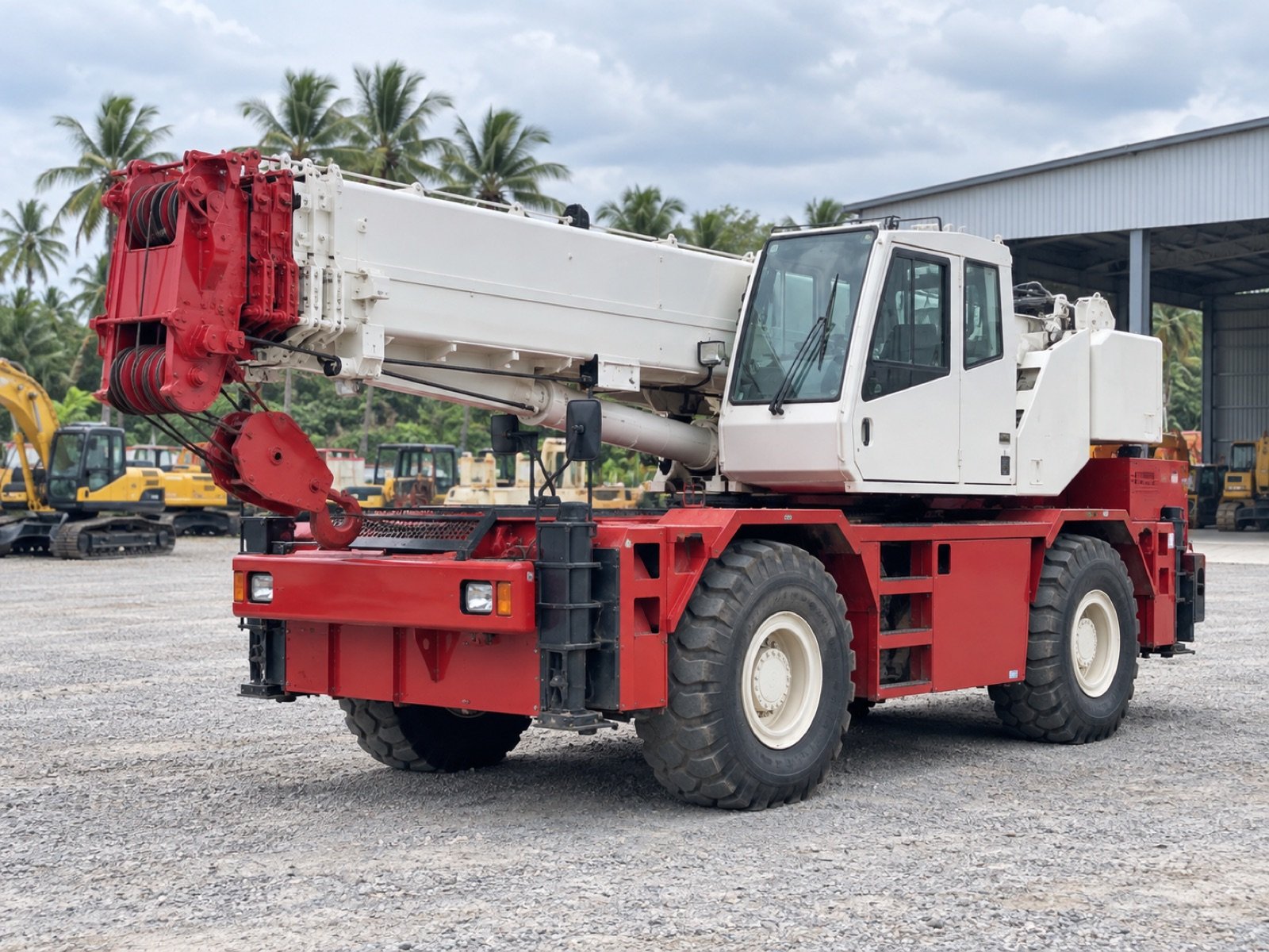Tadano GR-250N Rough Terrain Crane 25-ton