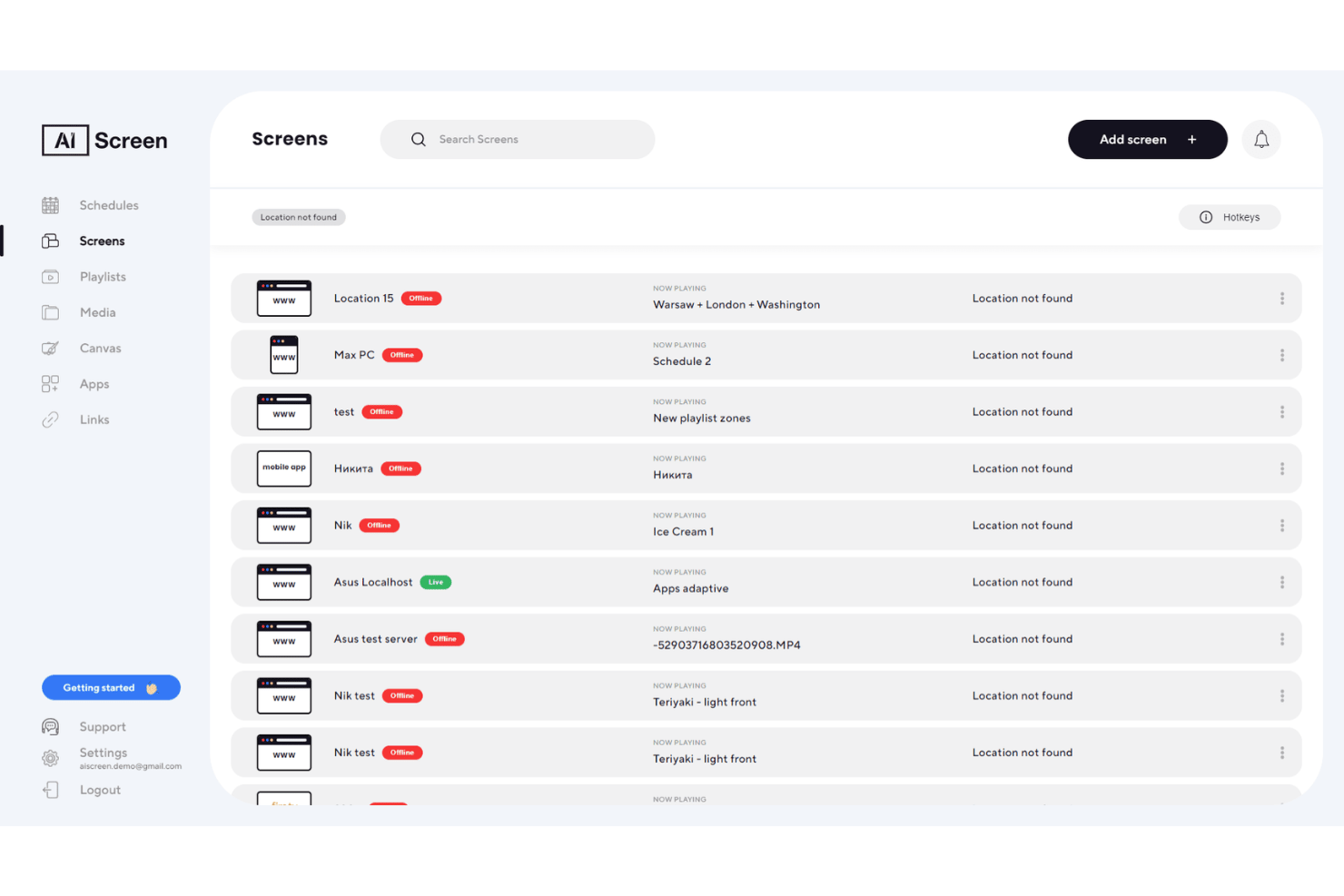 AIScreen-dashboard met een lijst met schermen, hun offlinestatus en details over de content die momenteel wordt afgespeeld.