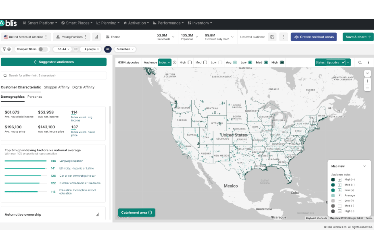 Blis-dashboard van het slimme platform met een doelgroepkaart met demografische gegevens en filters