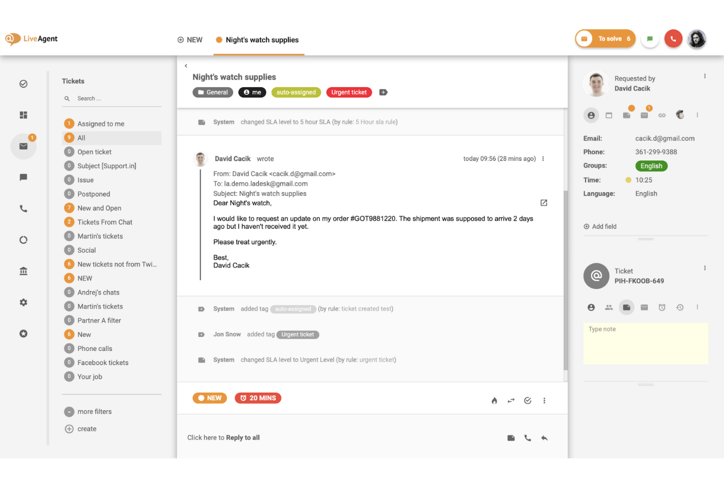 LiveAgents ärendevy som visar ett e-postmeddelande från David Cacik om en utebliven leverans med en brådskande tagg.