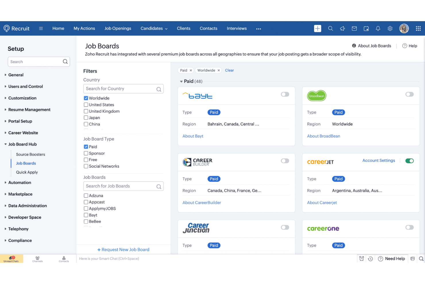 Installationssida för Zoho Recruits jobbportaler som visar betalda globala integrationer med jobbportaler och filter.
