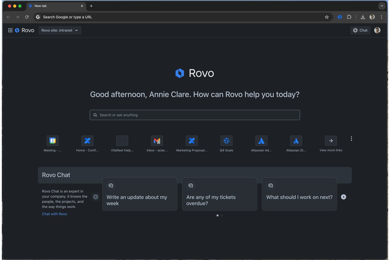 Atlassian Rovo-instrumentpanel på en ny flik med AI-chattuppmaningar och länkar för snabb åtkomst