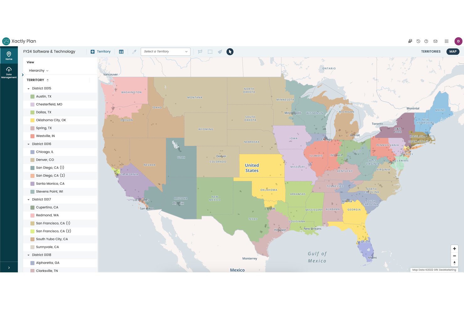 Xactly Plan-interface met een kleurgecodeerde kaart van Amerikaanse verkoopgebieden en een lijst met de hiërarchie van districten.