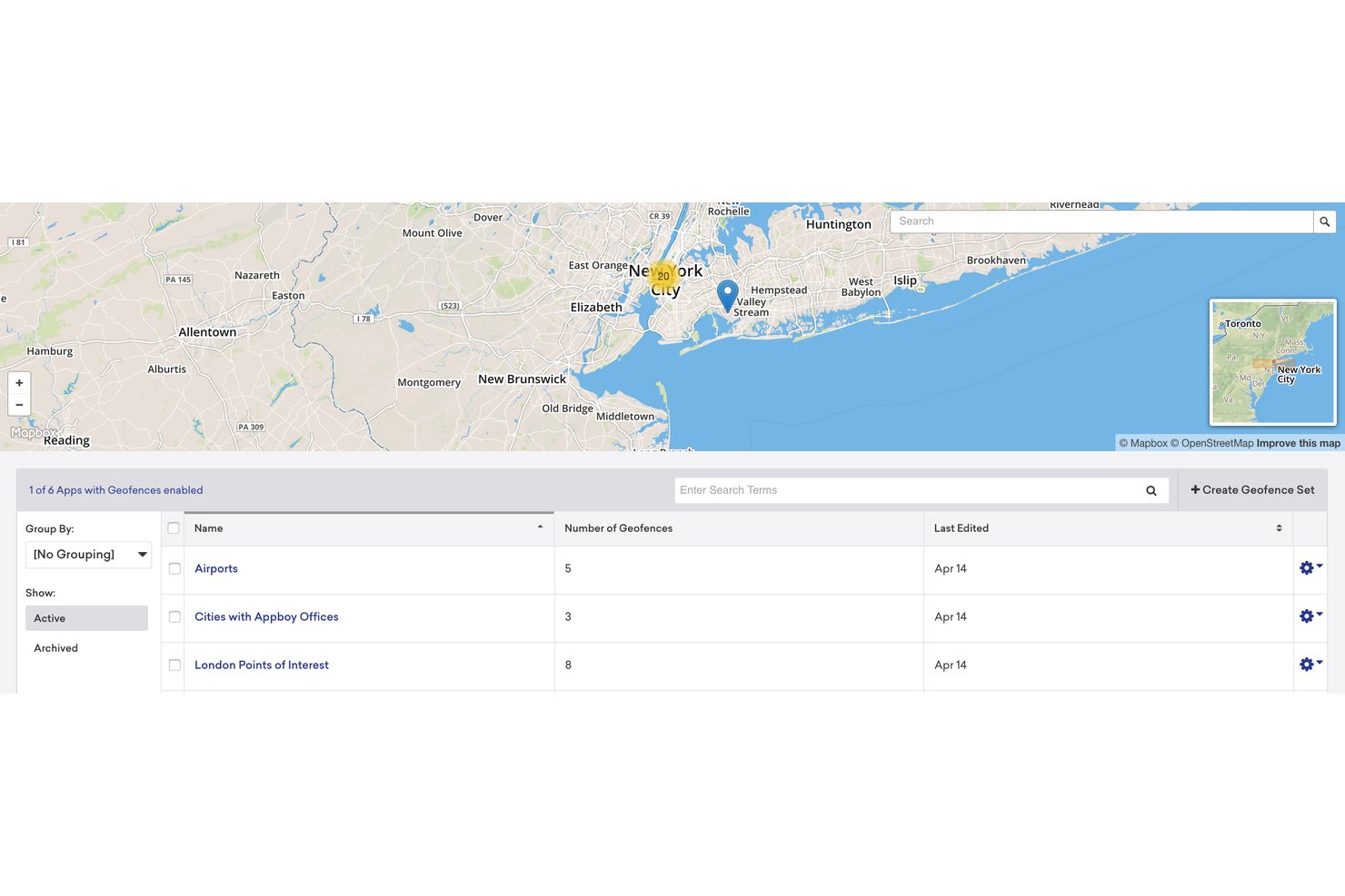 Pannello di gestione dei geofence di Braze con mappa ed elenco dei set di geofence.