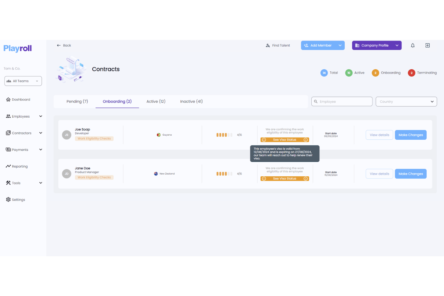 Dashboard dei contratti di Playroll che mostra i dipendenti in fase di inserimento con avvisi sullo stato del visto.
