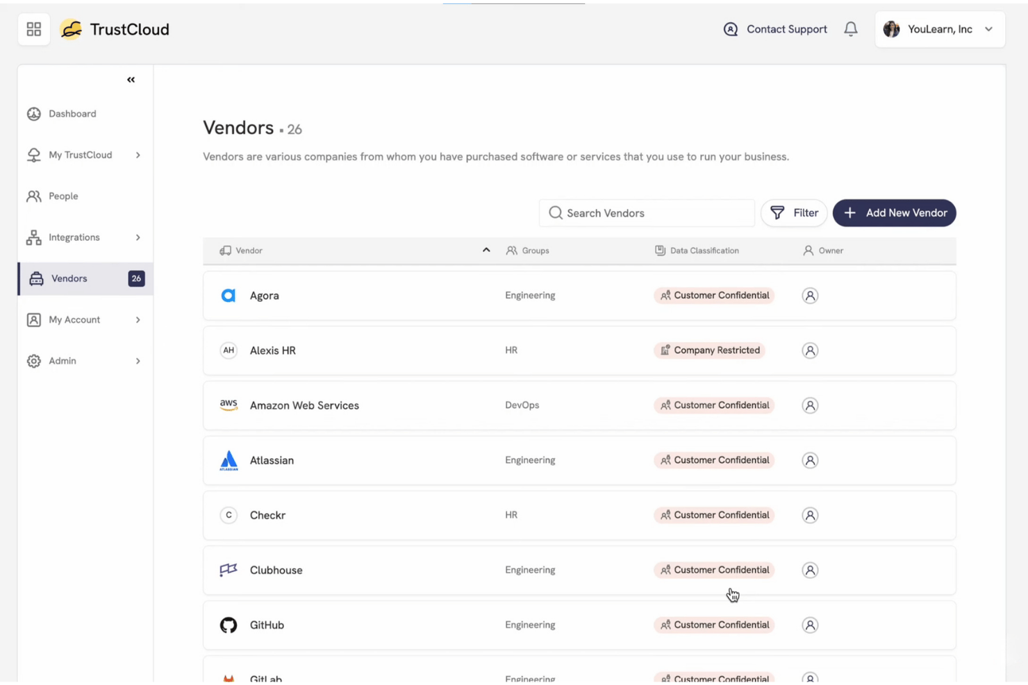 Liste des fournisseurs TrustCloud présentant 26 fournisseurs avec leurs groupes et leurs libellés de classification des données.