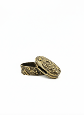 Fuchi-Kashira