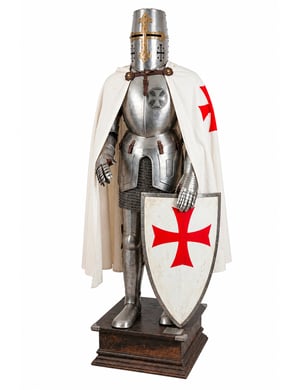 armure templier avec croix pattée
