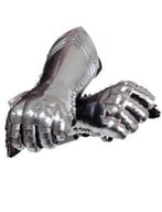 gants en métal medievale