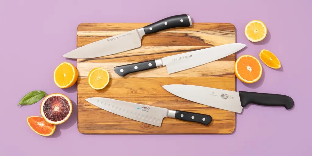 Couteaux japonais d'exception : tranchant remarquable, aciers de qualité, design ergonomique. L'art de la cuisine allié à la perfection.