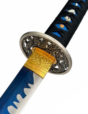 katana bleu avec lame bleu
