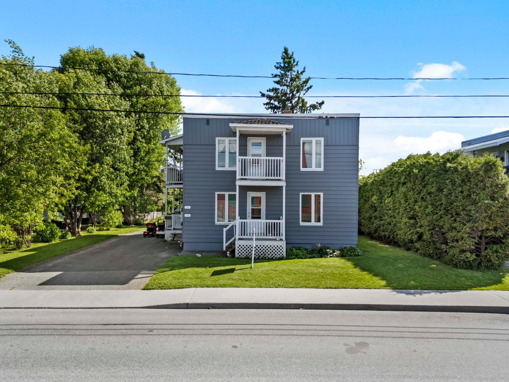 Duplex Magog 236238, Rue Brassard Magog MLS 24618889 Équipe Lacroix