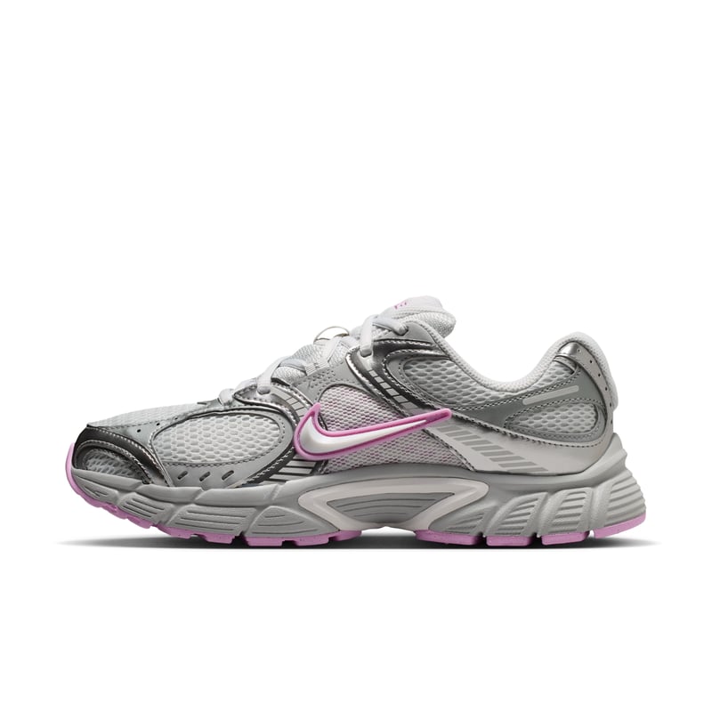 Nike V5 RNR HQ7901-009 01
