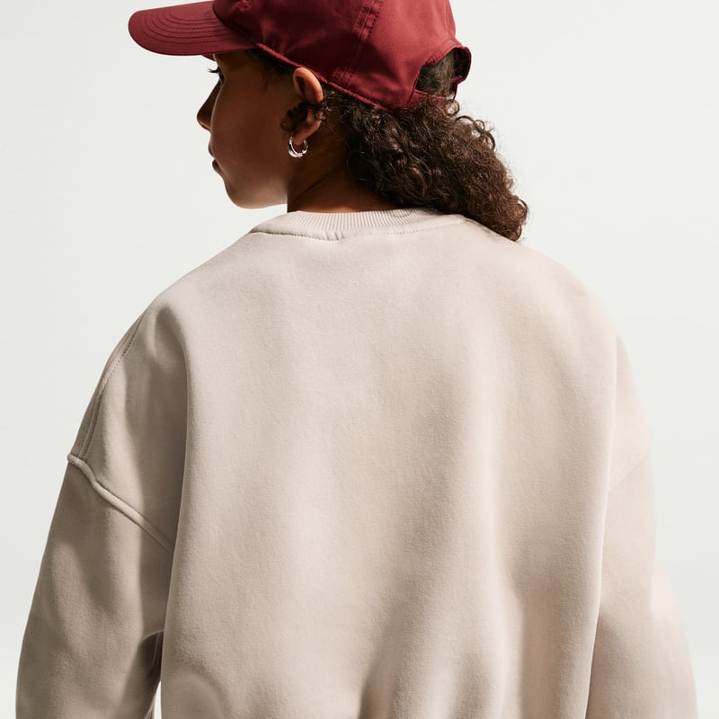 Nike Club Fleece Boxy Crew FZ9244-238 02