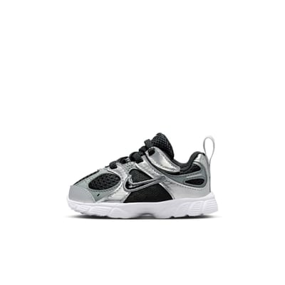 Nike V5 RNR HQ6413-001