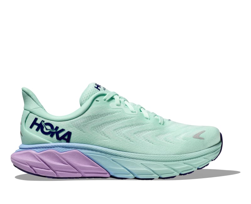 HOKA Arahi 6