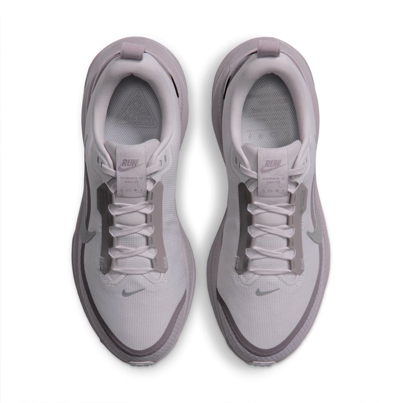 Nike Vomero 18 GORE-TEX hardloopschoenen "Vast Grey & Silver Lilac" | Dames | Hardlopen | 04 | SPORTSHOWROOM