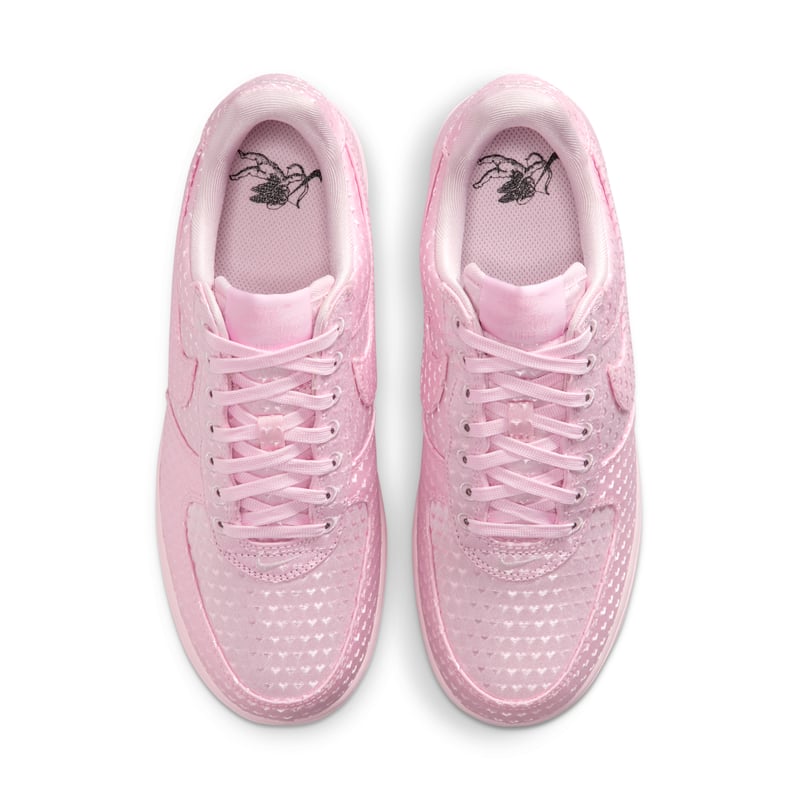 Nike Air Force 1 '07 SE Sneaker "Valentine's Day" | Damen | Sportstyle | 04 | SPORTSHOWROOM