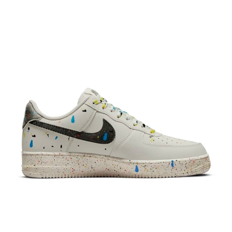 Nike Air Force 1 '07 LV8 CZ0339-001 03