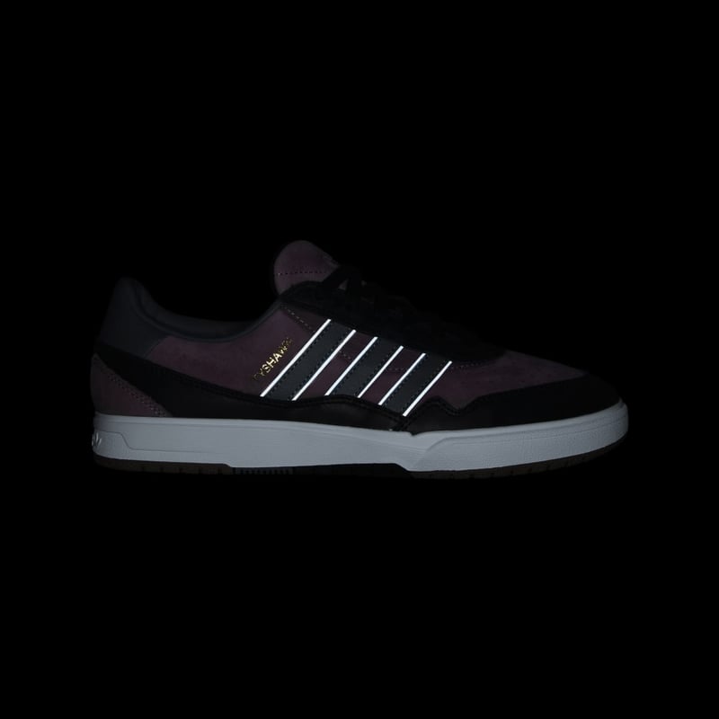 adidas Tyshawn II IF9711 02