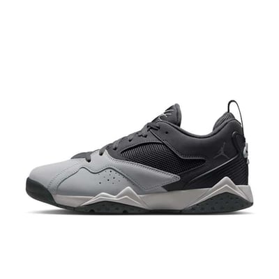 Jordan MVP 92 HQ3950-001 01