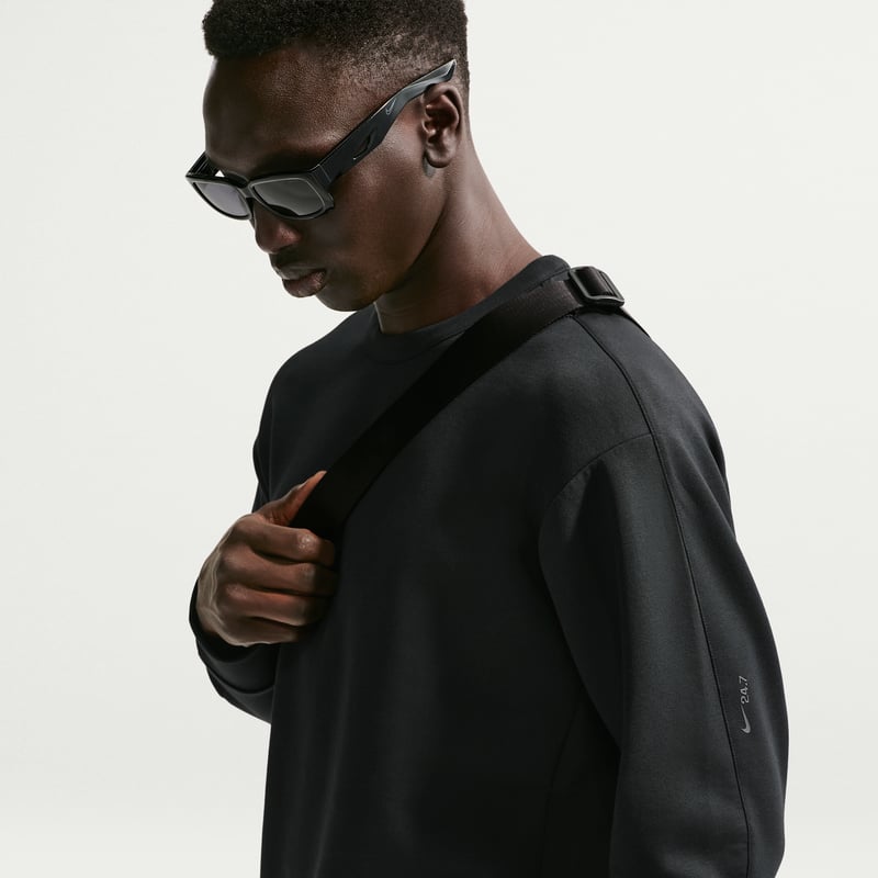 Nike 24.7 ImpossiblySoft  Dri-FIT Crew HQ6964-010 03