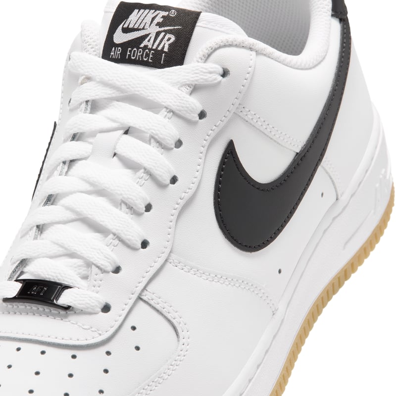 Superge Nike Air Force 1 '07 "White & Black" | Moški | Sportstyle | 07 | SPORTSHOWROOM
