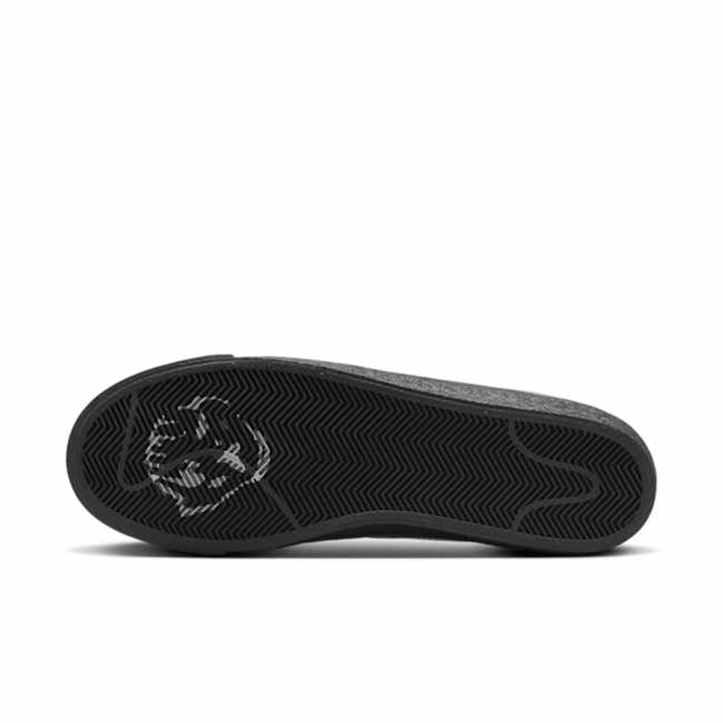 Nike SB Zoom Blazer Low x Dancer Skateboards HJ6703-001 02