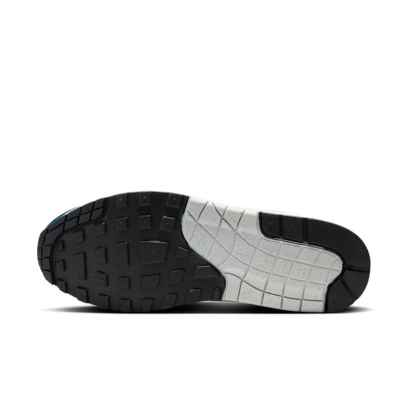 Nike Air Max 1 Essential FZ5808-103 02