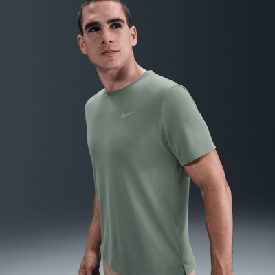 Maglia Nike Miler Dri-FIT "Clay Green" | Uomo | Corsa | 01 | SPORTSHOWROOM