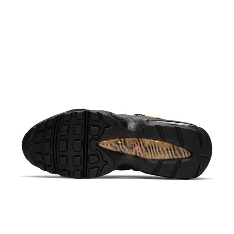 Nike Air Max 95 Essential AT9865-014 02