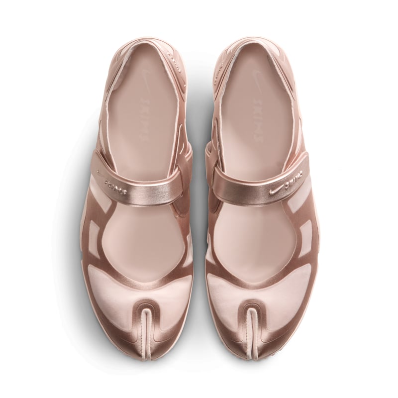 NikeSKIMS Rift Satin IQ7158-600 04