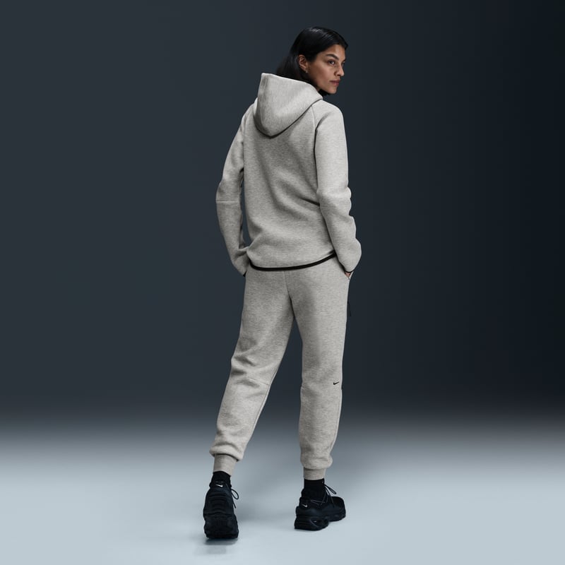 Nike Tech Fleece Mid-Rise HV6779-063 04