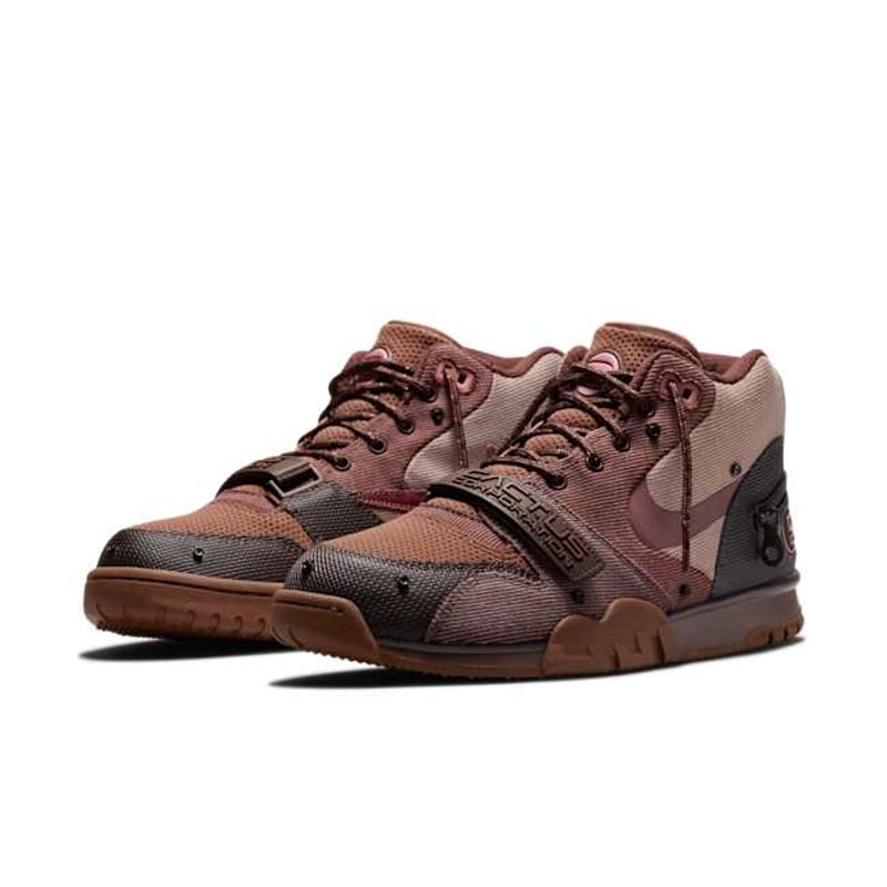 Nike Air Trainer 1 x Travis Scott DR7515-200 05