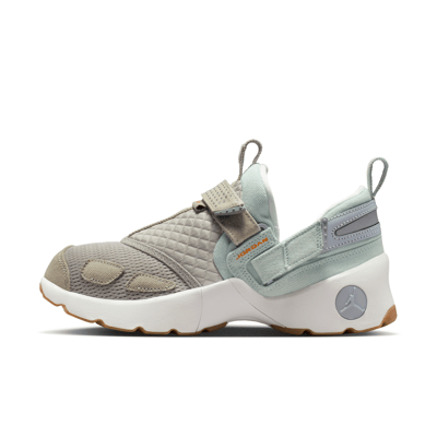 Jordan Trunner LX IM6661-981