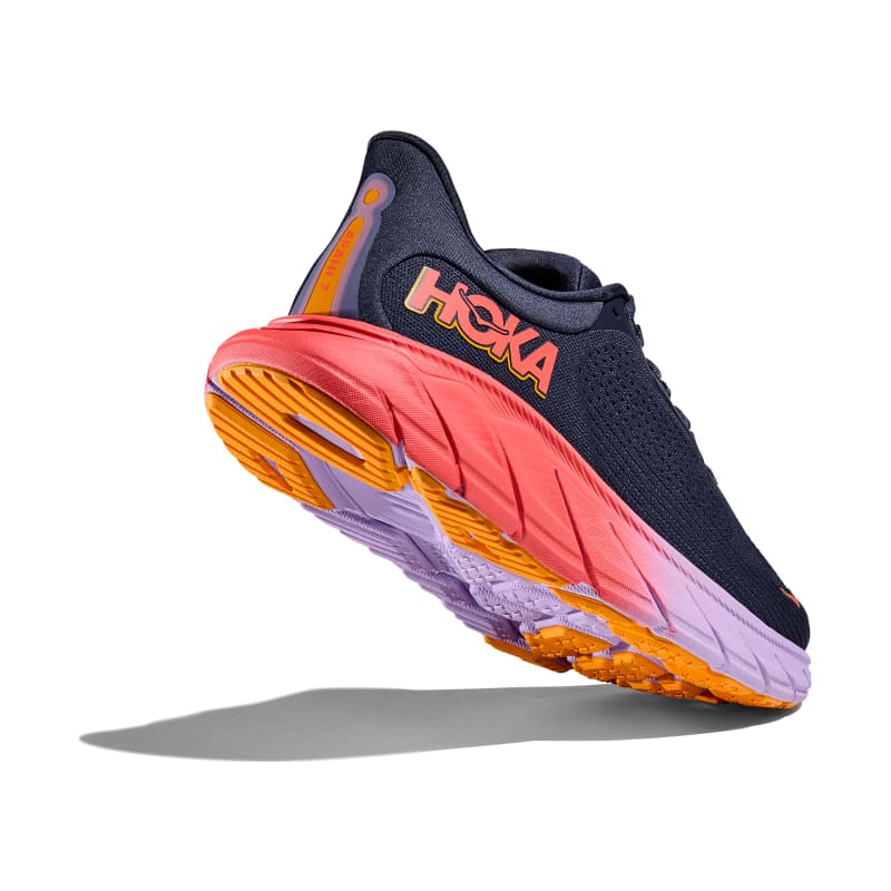 HOKA Arahi 7 1147851-NKV 04