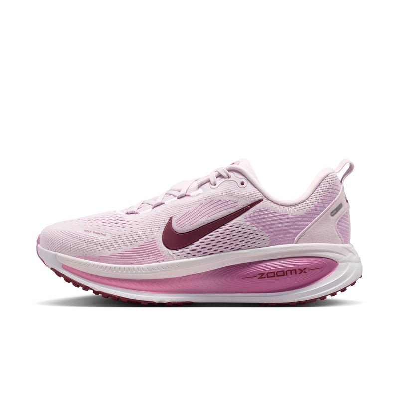 Nike Vomero 18 runners "Bleached Lilac & Light Magenta" | Women | Running | 00 | SPORTSHOWROOM