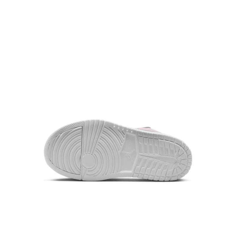 Jordan 1 Low Alt DR9748-608 02