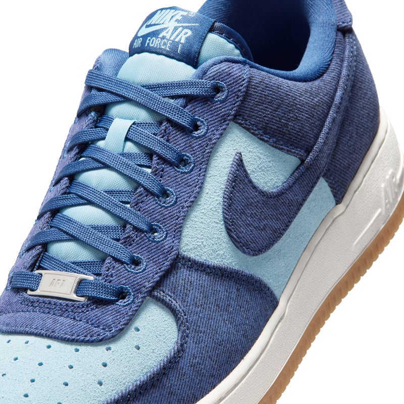 Nike Air Force 1 '07 LV8 ‘Denim’ Sneaker "Navy & Worn Blue" | Herren | Sportstyle | 07 | SPORTSHOWROOM