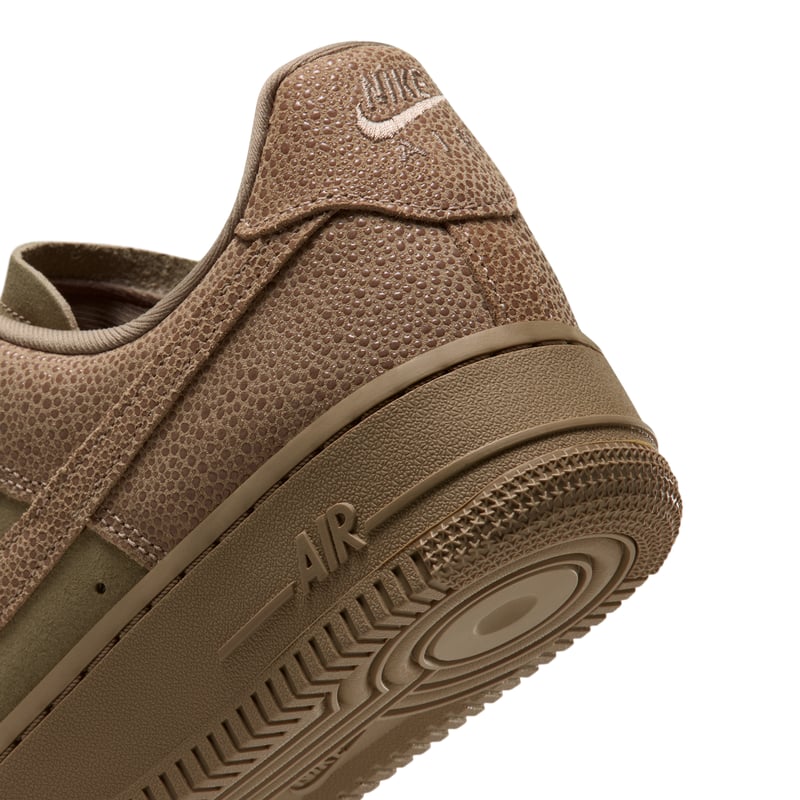 Nike Air Force 1 '07 SE Shagreen Sneaker "Parachute Beige" | Damen | Sportstyle | 08 | SPORTSHOWROOM