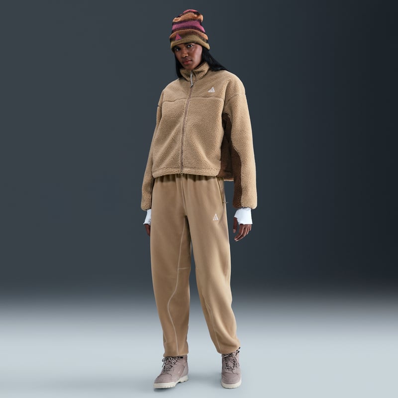 Nike ACG "Wolf Tree" Bukse "Parachute Beige & Mosswood Brown" | Dame | | 01 | SPORTSHOWROOM