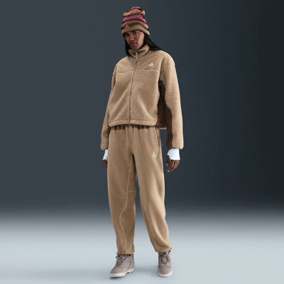 Nike ACG "Wolf Tree" Byxor "Parachute Beige & Mosswood Brown" | Kvinnor | | 01 | SPORTSHOWROOM