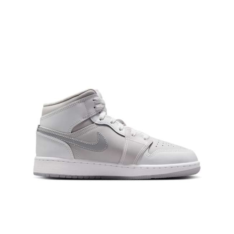 Jordan 1 Mid SE HQ3600-121 03