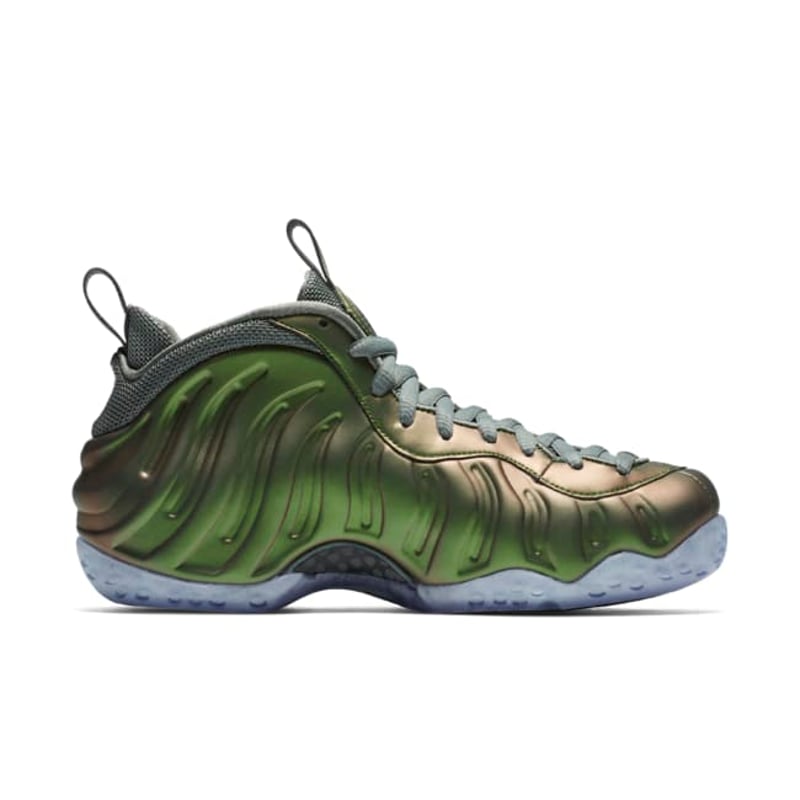 Nike Air Foamposite One AA3963-001 03