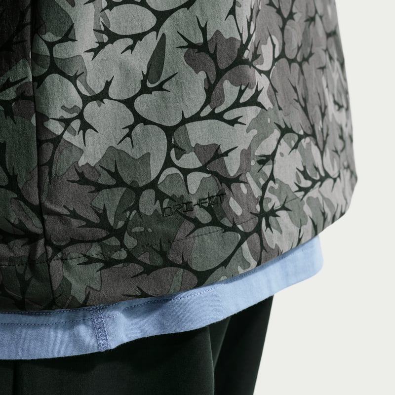 Nike Tech Woven Windrunner IF0915-010 07
