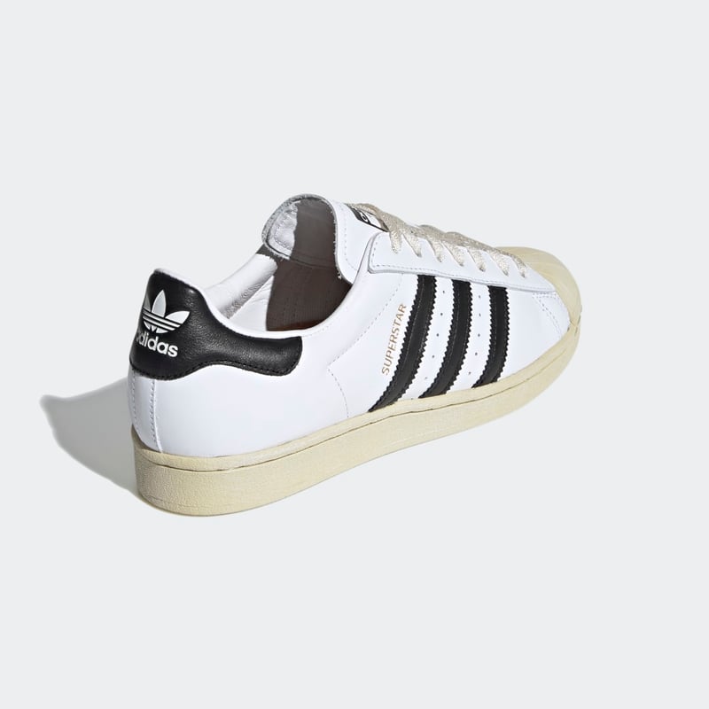 adidas Superstar FV2831 02