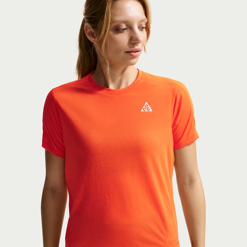 Nike ACG Dri-FIT Shirt "Safety Orange" | Women | Outdoor | 01 | SPORTSHOWROOM