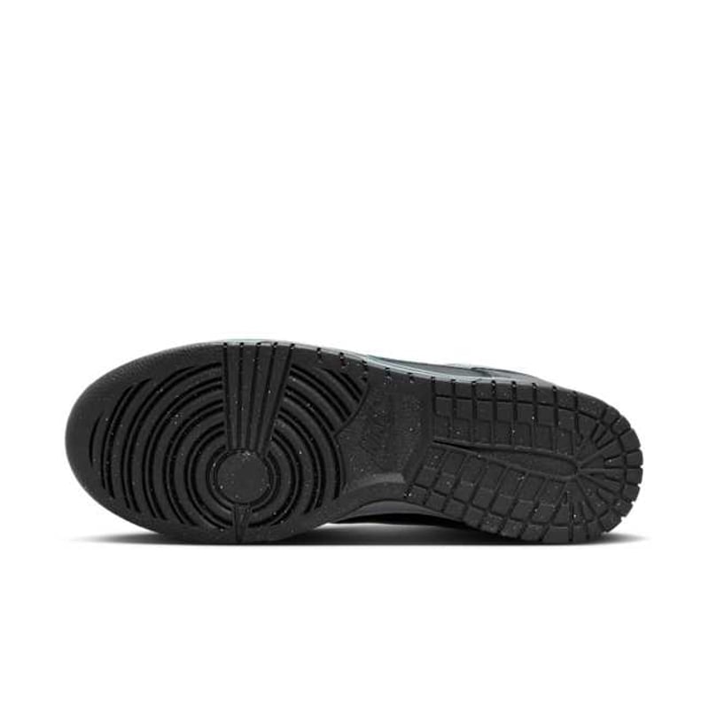 Nike Dunk Low FZ3053-001 02